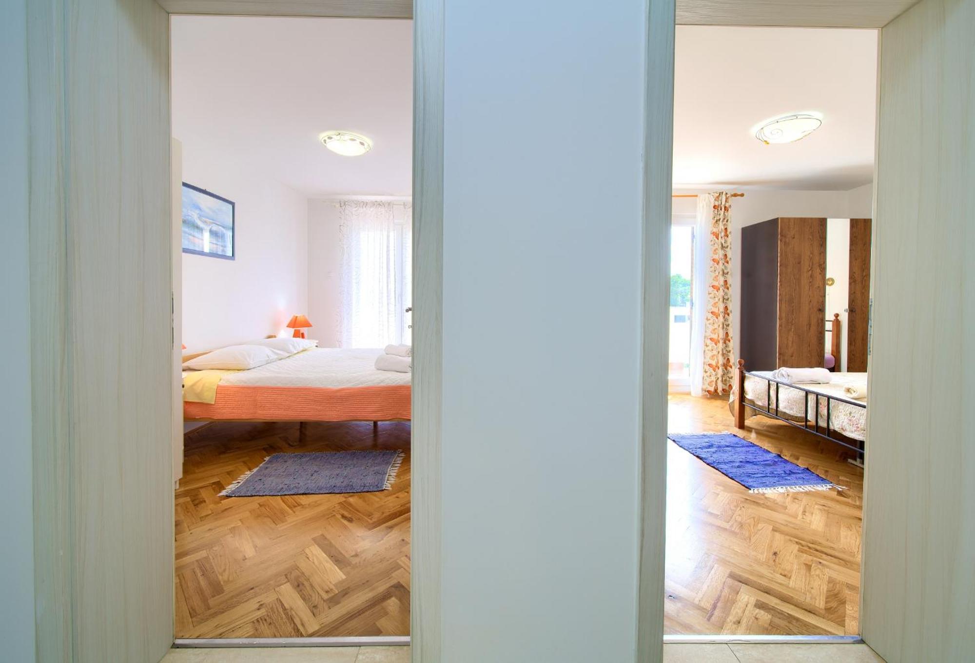 Apartments Rose Крк Экстерьер фото
