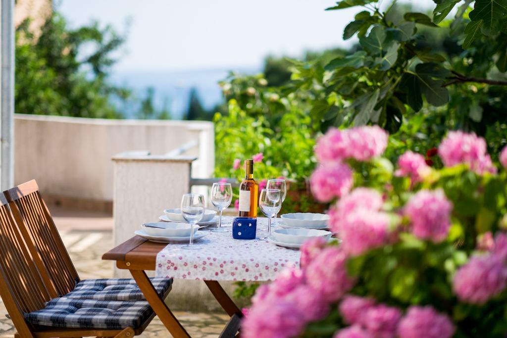 Apartments Rose Крк Экстерьер фото
